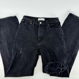 Abercrombie and Fitch Black Distressed 90s High Rise Relaxed Jean LONG
